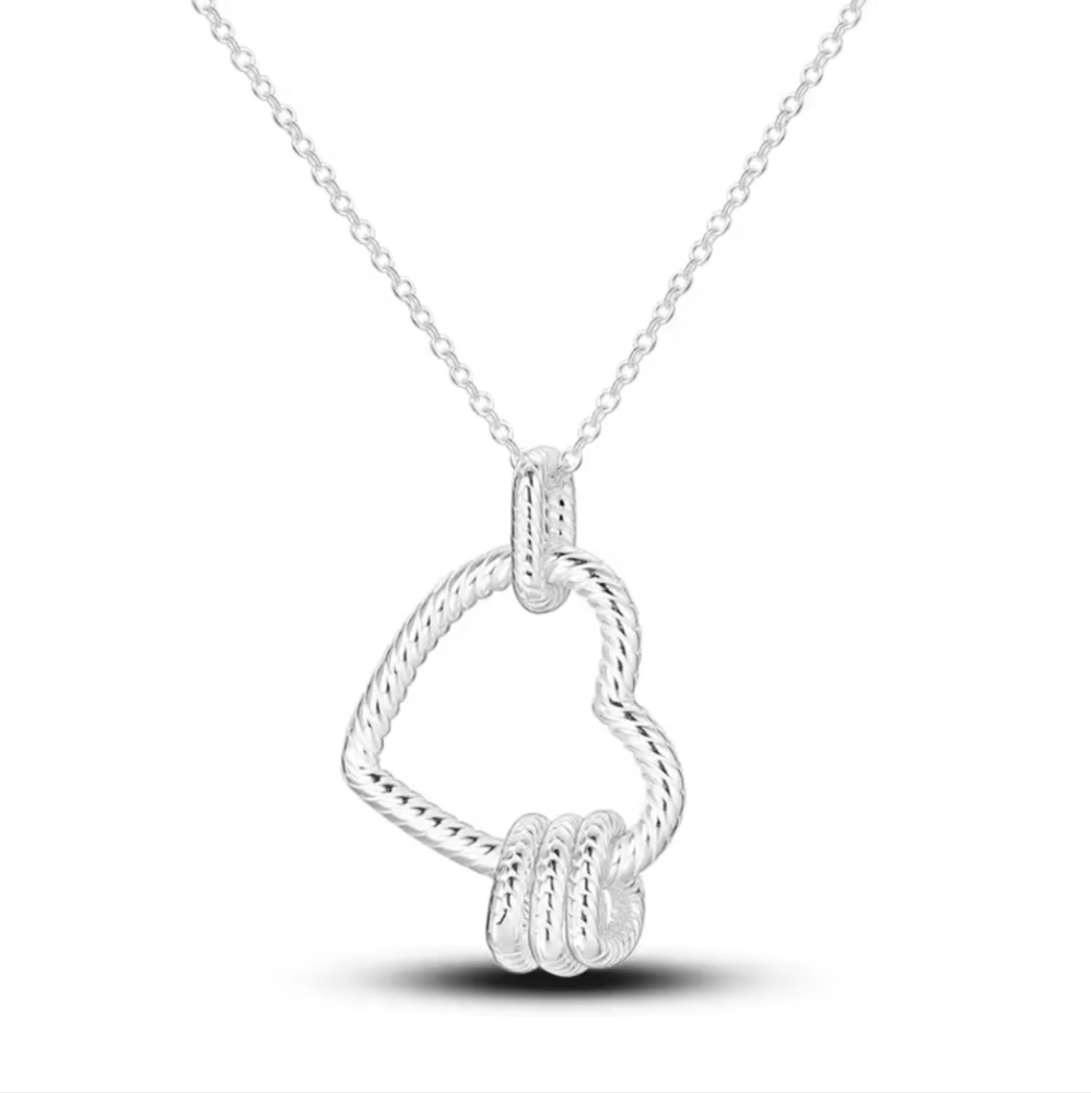 Heart necklace 💓 ♥️